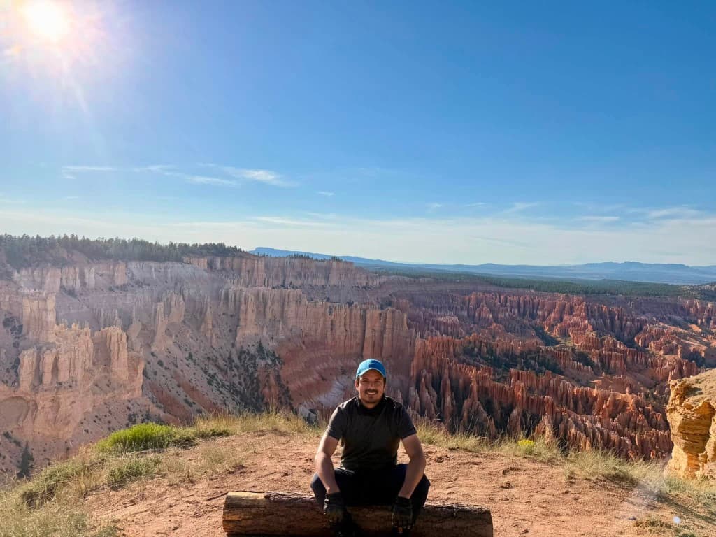 Bryce Canyon hoodoos from the rim