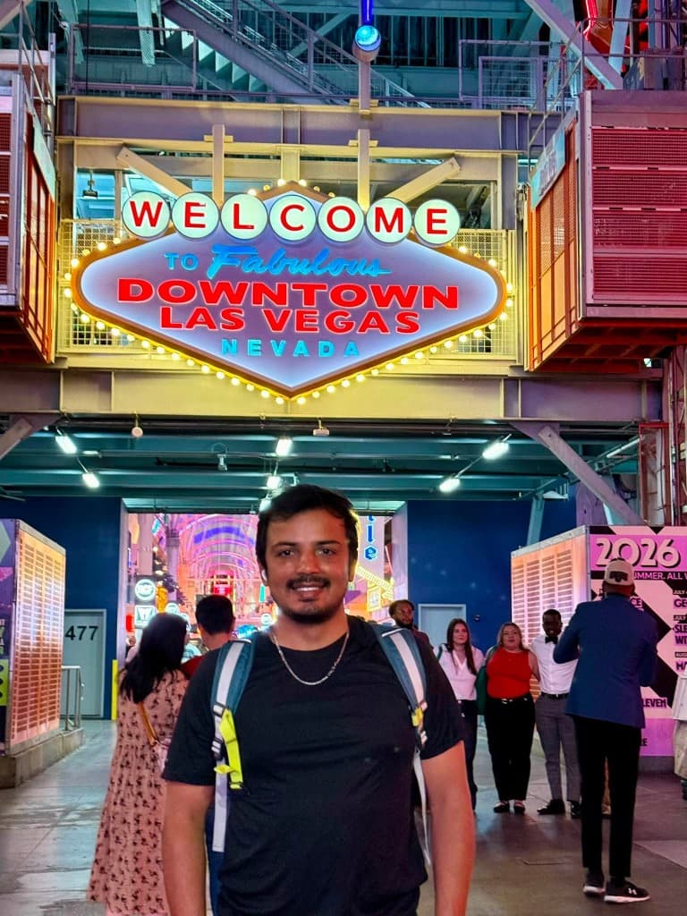 Downtown Las Vegas welcome sign at night